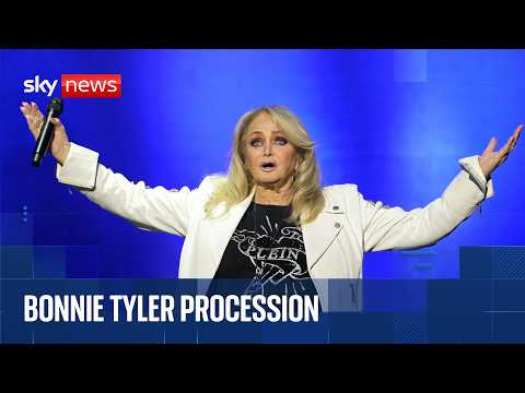Bonnie Tyler fans pay their respects ahead of funeral
