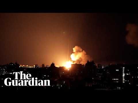 Barrage of Russian strikes devastates Kyiv
