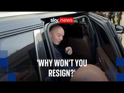 ‘I’ll see you at the hairdressers’: Infantino dodges questions from Sky News
