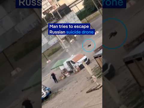 Russian drone hunts and attacks unarmed civilian in Ukraine’s Kherson | DW News