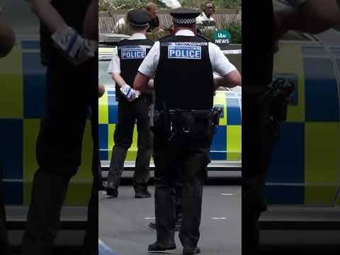 Woman arrested after four men stabbed in central London