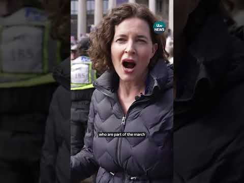 Police separate anti-immigration and counter protests in Portsmouth