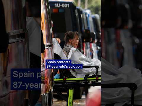 Spain protests 87-year-old’s eviction | DW News