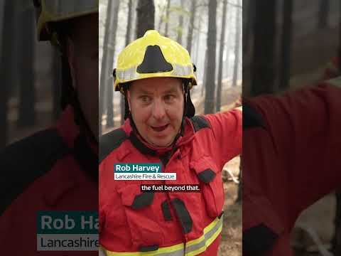 Fighting fire with fire: Specialist UK firefighters learn new skils in Gran Canaria