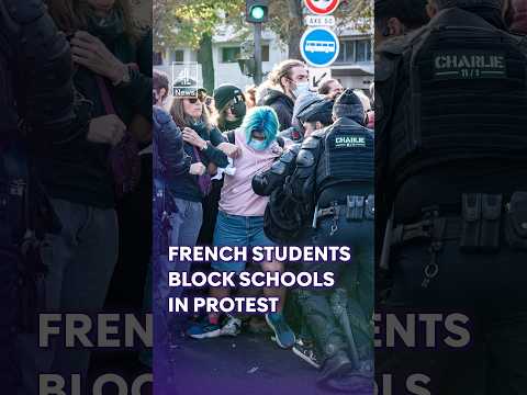 French students block schools in protest