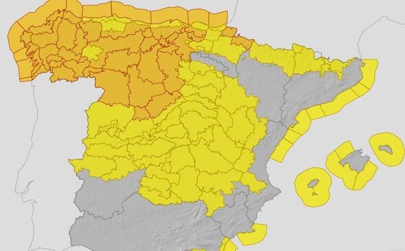 UK tourists in Spain issued amber weather warning for ‘hurricane-force winds’