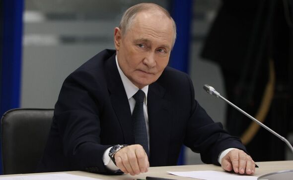 Ukraine war LIVE: Fury as peace deal chances plummet after Putin’s ‘stalling tactics’