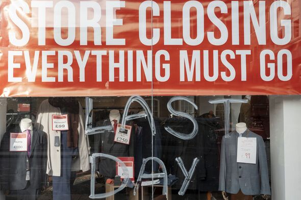 High street stores closing down in UK as over 400 shops to suddenly disappear