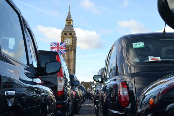 Taxi for 1k please! Black cab cavalcade to honour hero vets on Remembrance Sunday