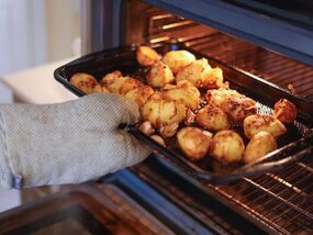 Mary Berry uses 3 ingredients and 1 simple trick for ‘extra crunchy’ roast potatoes