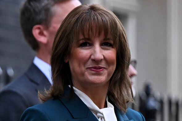 Fury as Reeves stabs pubs in the back in terrifying move despite Starmer ‘assurances’