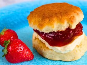 Scones come out the air fryer big and buttery if you add 1 cheap ingredient to the dough
