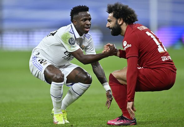 Transfer news LIVE: Saudi eye Salah and Vinicius Jr as Man Utd hold contract talks