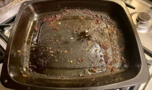 I removed burnt-on grease stains from my oven tray in 15-minutes with no-scrubbing method