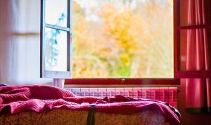 Bedsheets will stay clean and free of dust mites if you do an easy 10-minute task