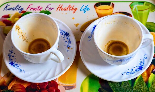 Mugs will never have any baked-on brown stains if washed with 1 everyday kitchen item
